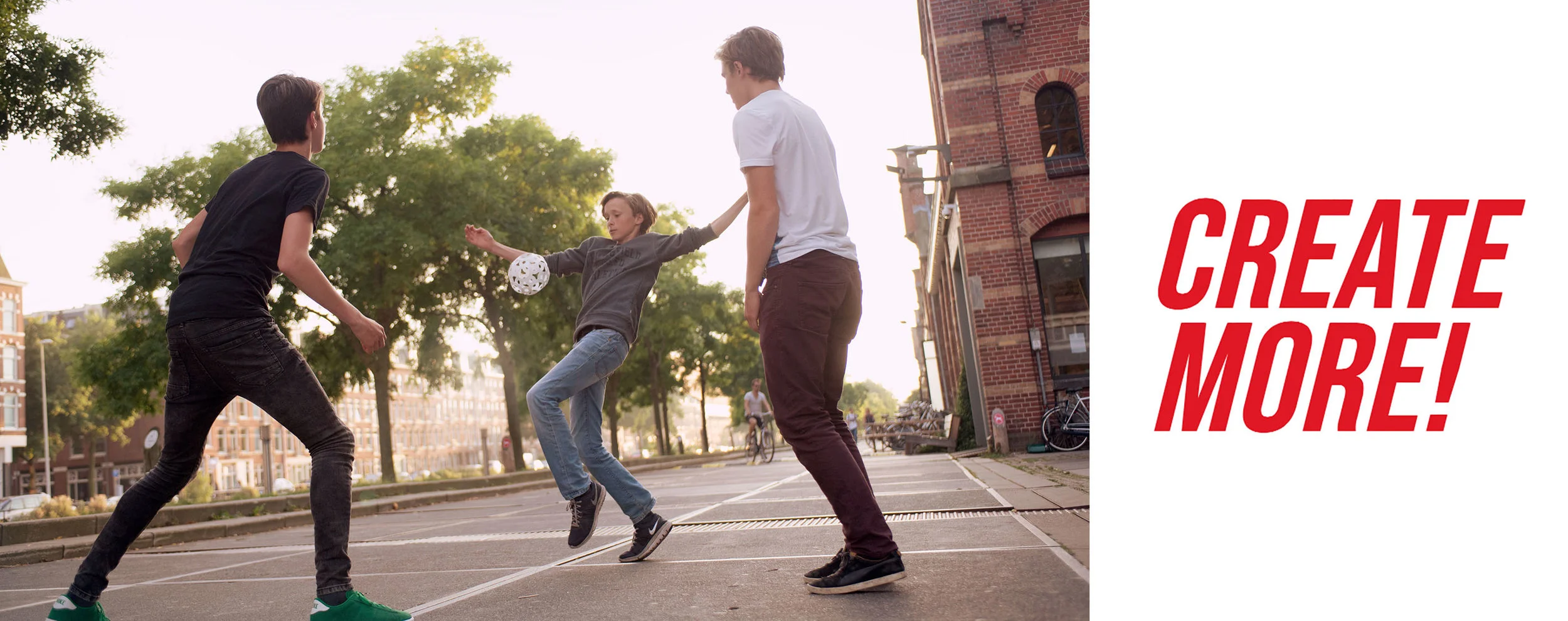Foooty, the ball that fits every pocket.